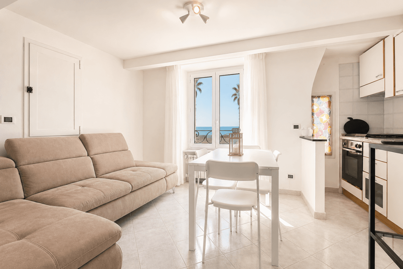 Pegli Lungomare 33